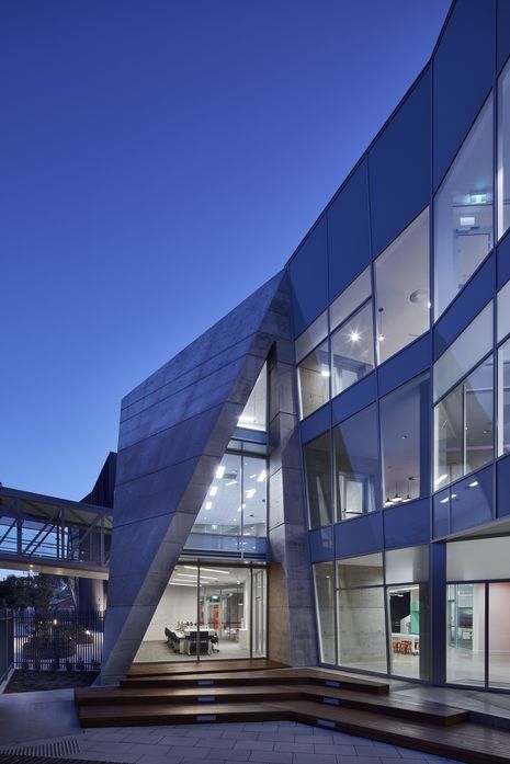 Pembroke Middle School Centre for Innovation. by Grieve Gillett Andersen.