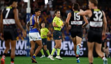 AFL live scores: West Coast Eagles look to end losing streak with road clash against St Kilda