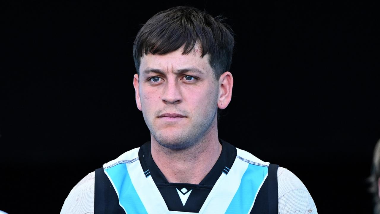 Mark Ricciuto on Zak Butter’ future, free agency call, Michael Voss press conference, Zach Merrett’s wife social media video, left half-time of Western Bulldogs win over Essendon, Jack Steele interview, latest news