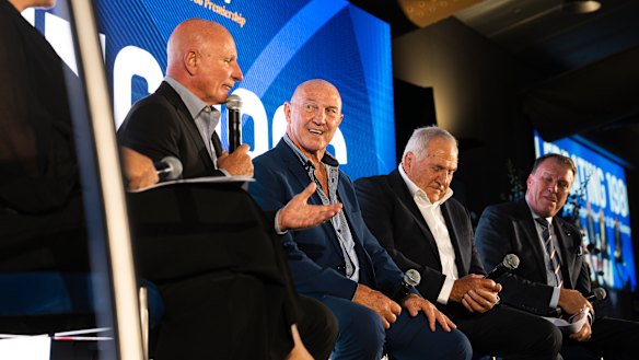 Peter Sterling speaking at the anniversary dinner.