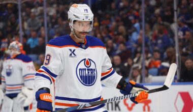 Oilers' Adam Henrique out for Game 2 against Ducks