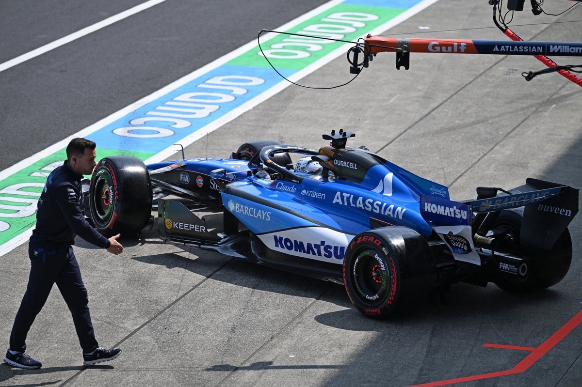 Why Albon made five pitstops late in F1 Japanese GP