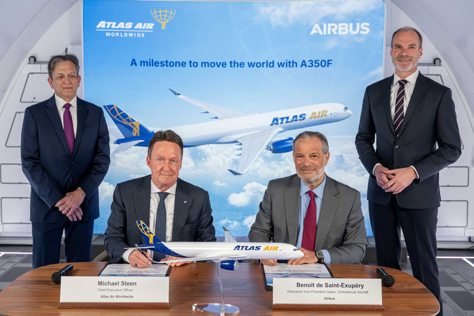 Atlas Air Worldwide Signing