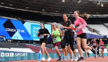 Runners taking part in a Couch to 5K event