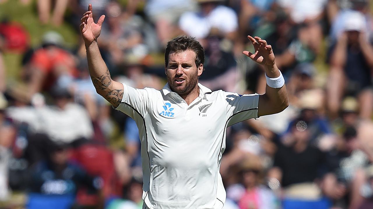Doug Bracewell cops two-year ban for using cocaine mid-match, County Championship, video