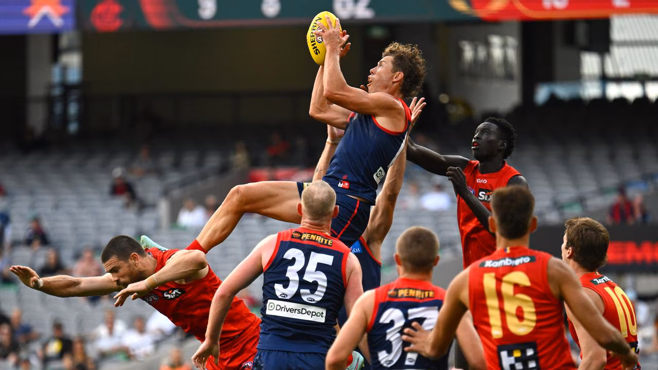 AFL 2026: Jake Melksham takes mark of the year contender, Melbourne defeat Gold Coast Suns