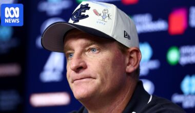 Blues AFL coach Michael Voss unfazed about speculation over his future after Kangaroos loss