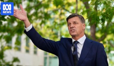 Taylor's migration plan doesn't make much sense. That's not the point