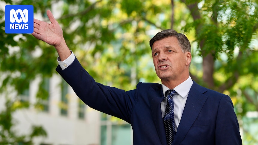 Taylor's migration plan doesn't make much sense. That's not the point