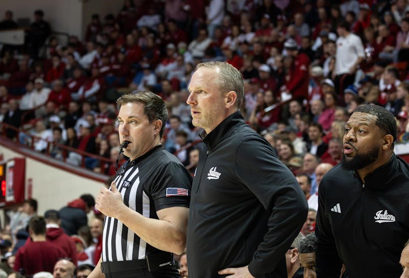 Indiana men’s basketball forward Josh Harris to enter transfer portal