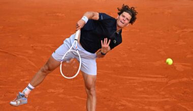Alexander Blockx defeats Denis Shapovalov in three sets on Monday in Monte-Carlo.