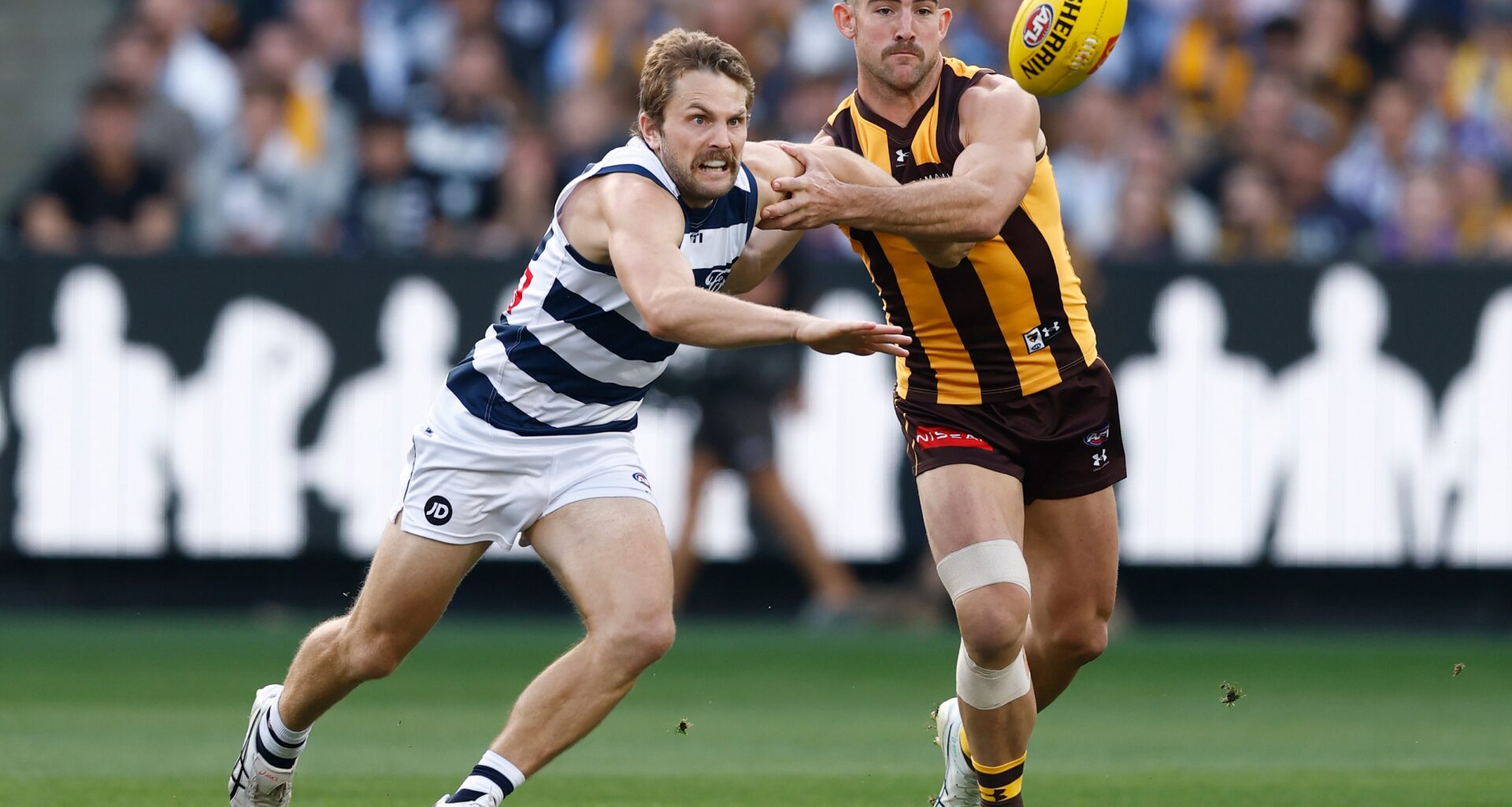 Final teams locked in for Hawks-Cats Easter Monday blockbuster. Follow LIVE
