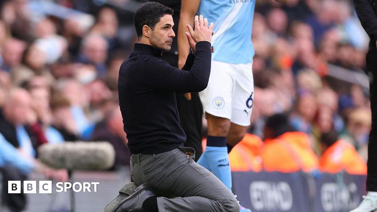 Mikel Arteta on touchline