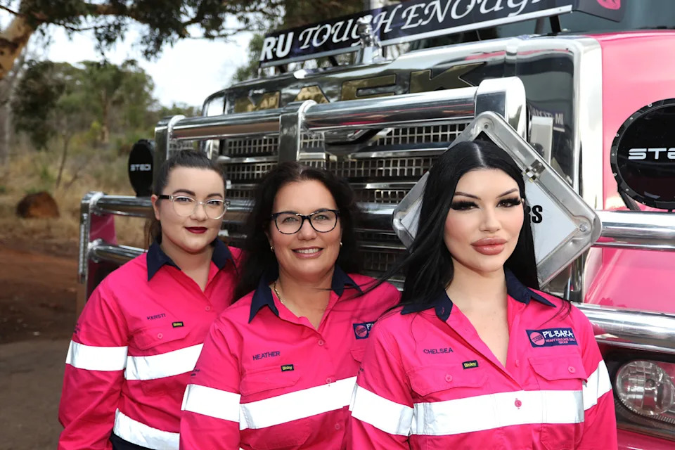 Heather Jones with two daughters Kersti and Chelsea.