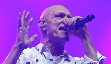 Peter Garrett’s shock APRA Awards gig honours Rob Hirst