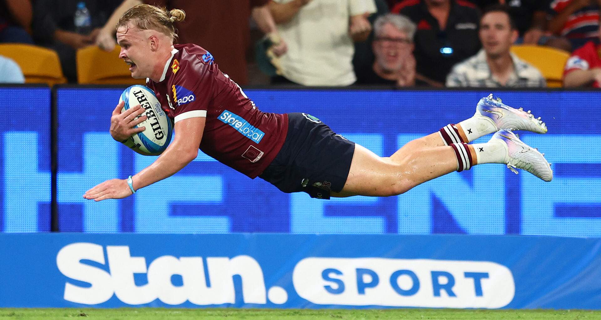 A Rousing Reds Win Over the Crusaders Built on Attitude and Big Moments