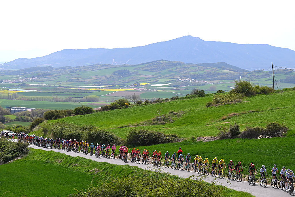 CUEVAS DE MENDUKILO, SPAIN - APRIL 07: A general view of the peloton competing during the 65th Itzulia Basque Country 2026, Stage 2 a 164.1km stage from Pamplona-Iruna to Cuevas de Mendukilo 757m / #UCIWT / on April 07, 2026 in Cuevas de Mendukilo, Spain. (Photo by Tim de Waele/Getty Images)
