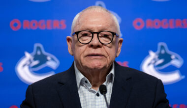 Report: Canucks interview Panthers' Brett Peterson for GM role