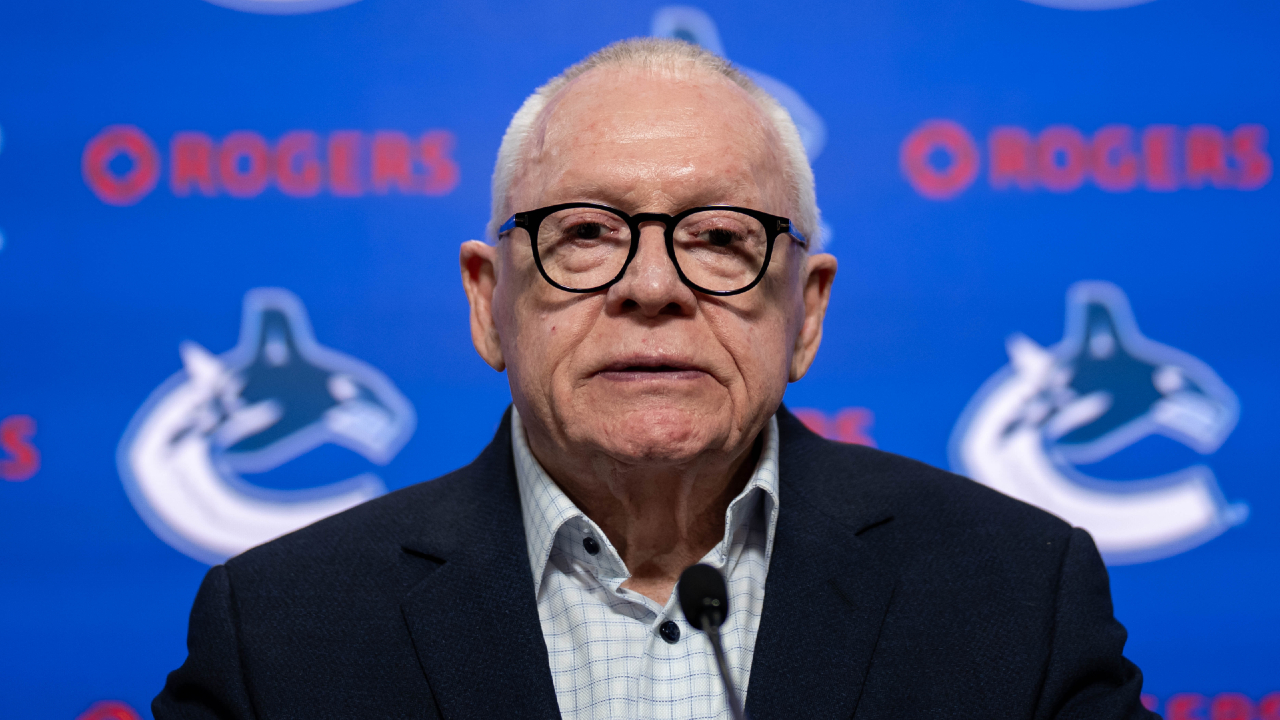 Report: Canucks interview Panthers' Brett Peterson for GM role