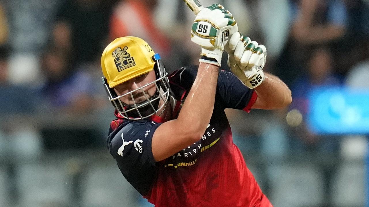 Royal Challengers Bengaluru beat Mumbai Indians, Virat Kohli, Phil Salt, Tim David star with bat, video, news