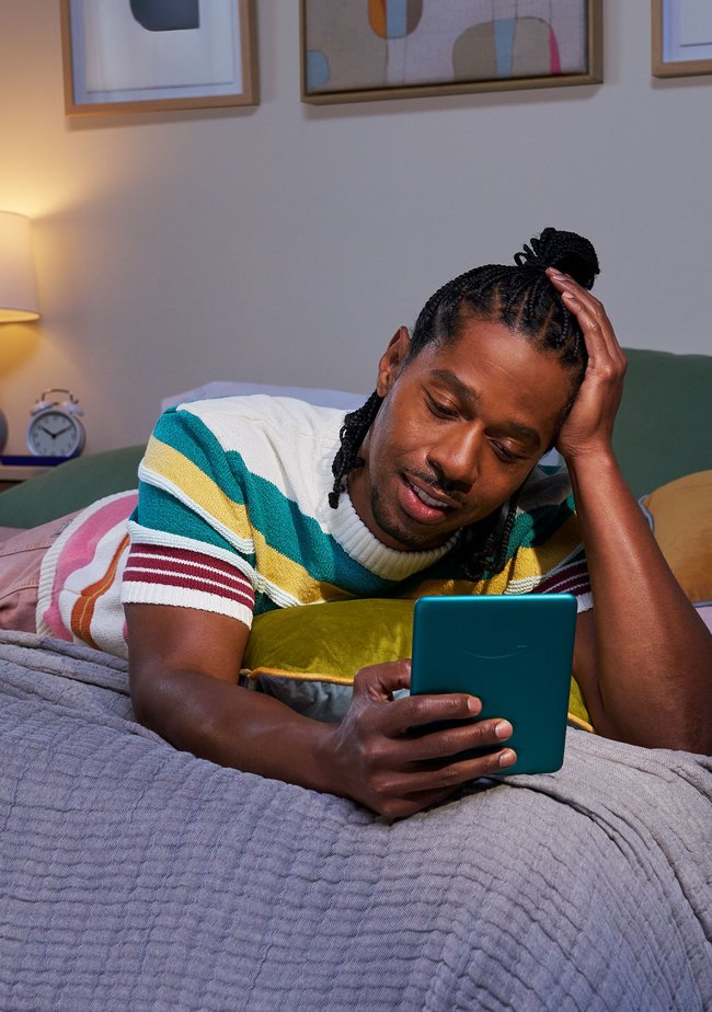 It’s lightweight and travel-friendly, perfect for carrying in your everyday bag.