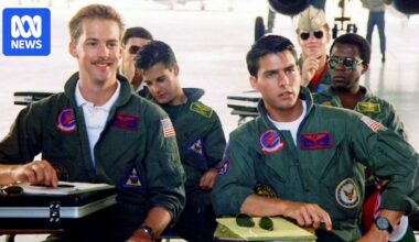 ABC 50/50 quiz: This week we're testing your knowledge of Top Gun, bowling underarm and your weight on the Moon