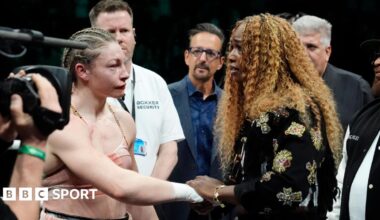 Lauren Price (left) and Claressa Shields