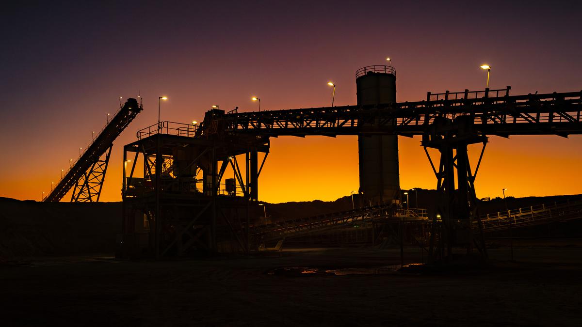 Worker dies in crash at WA mine site - The West Australian