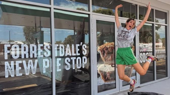 Iconic pie shop Pinjarra Bakery to open first new store in six years in Forrestdale
