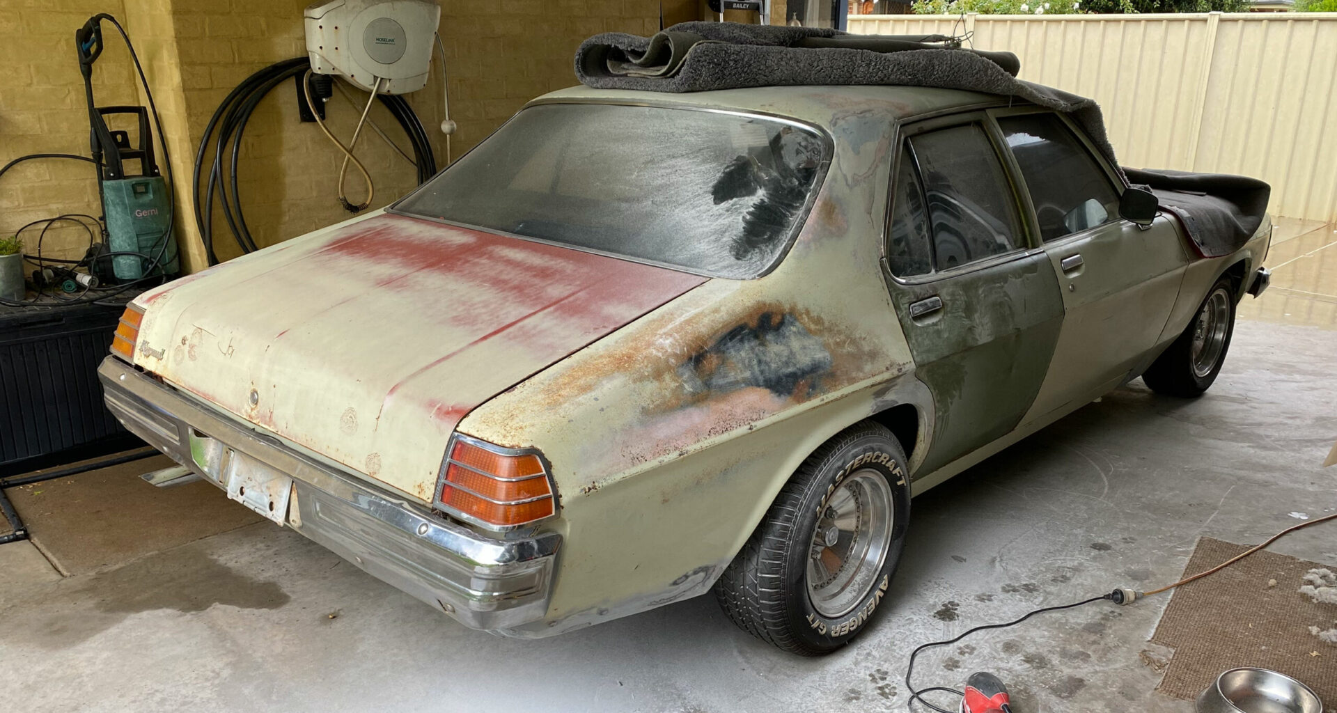 HX Kingswood, VJ Valiant Regal, 13B-swapped Suzuki Sierra, 540rwhp XR8 Falcon + HSV VP Senator