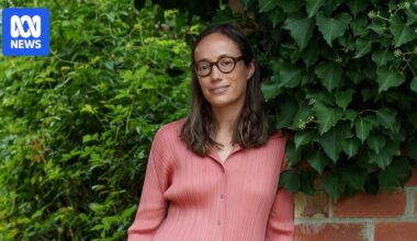 Lily Mora explores origins of Australian modernism in new show at Heide Museum of Modern Art