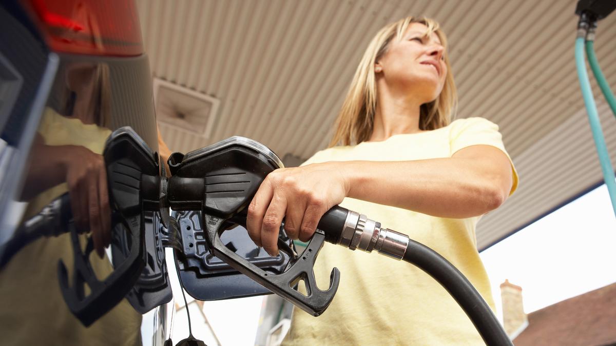 Perth fuel prices: FuelWatch WA reveals servos that will lower and jack prices on Wednesday