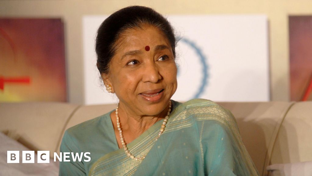 Asha Bhosle, AR Rahman, Shahrukh Khan: Tributes pour in for legendary India singer - BBC