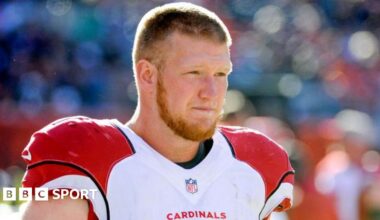 Arizona Cardinals defensive end Josh Mauro on the sideline during his team's game against the Cleveland Browns in November 2015