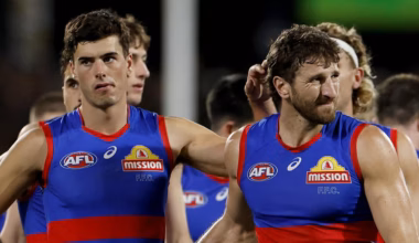 Gather Round AFL 2026: Western Bulldogs exposed by Hawthorn in ruck battle, scores