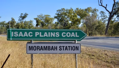 Isaac Downs mine workers warned of job losses, restructure