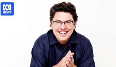 James Valentine, ABC talkback radio star, dies aged 64 after cancer diagnosis