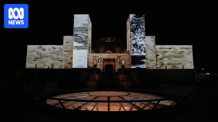 Prime Minister joins thousands gathered at Australian War Memorial to commemorate Anzac Day