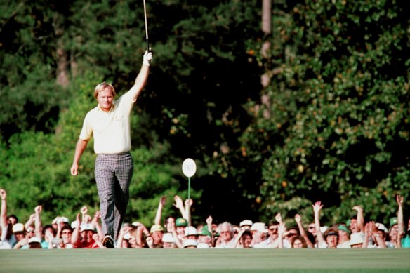 Jack Nicklaus sinks a putt on his way to victory at the 1986 US Masters at Augusta.