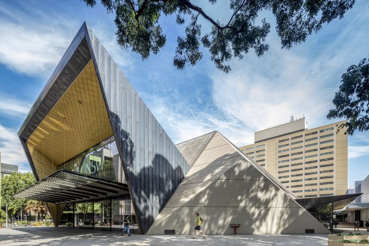 Redevelopment of the Gate Nine Arrival Precinct at the University of New South Wales. by Lahznimmo Architects and Aspect Studios.
