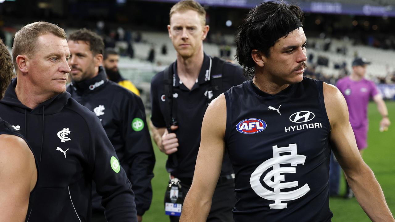 AFL 2026: Carlton coach Michael Voss has addressed a ‘shattered’ Elijah Hollands