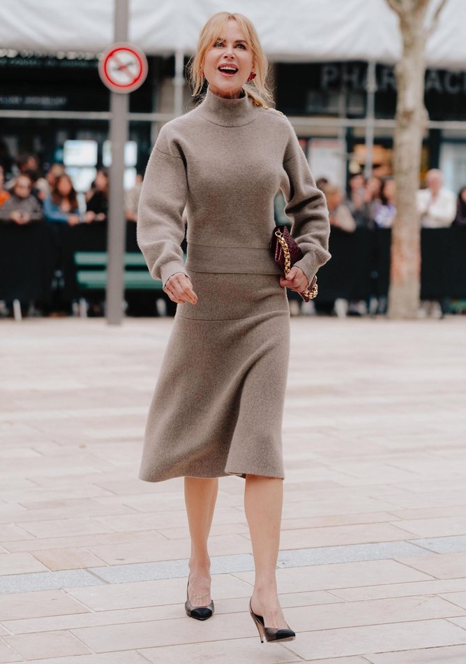 Nicole Kidman is seen arriving at a Chanel dinner at Biarritz Halles in Biarritz.
