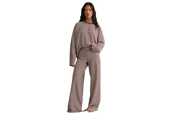 Riley pant and Dylan long sleeve top.