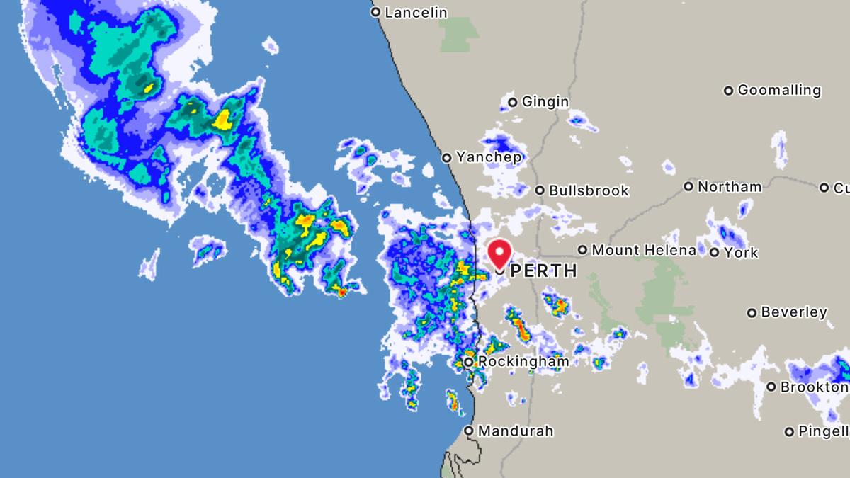 Perth weather: Thunder, lightning, rain and a smoke haze bear down on Perth