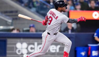 Suárez fires 8 dominant innings as Red Sox blank Blue Jays 5-0 for first 3-game winning streak