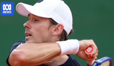 Alex de Minaur suffers painful Monte Carlo quarterfinal loss to Monaco's Valentin Vacherot