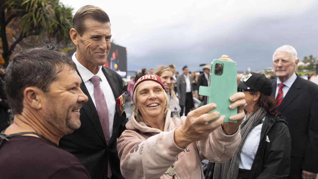 Ben Roberts-Smith spotted at Gold Coast Anzac Day Dawn Service