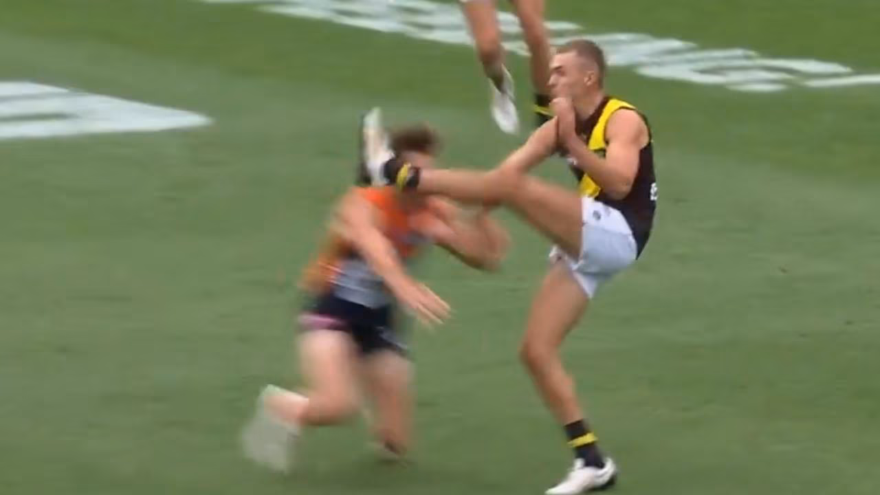 AFL Gather Round 2026: Stephen Coniglio kicked in the head in horror scenes, GWS vs Richmond