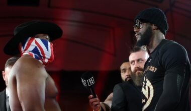 Derek Chisora vs Deontay Wilder, Tyson Fury mask, late dispute throws fight into doubt, start time, how to watch, video, highlights