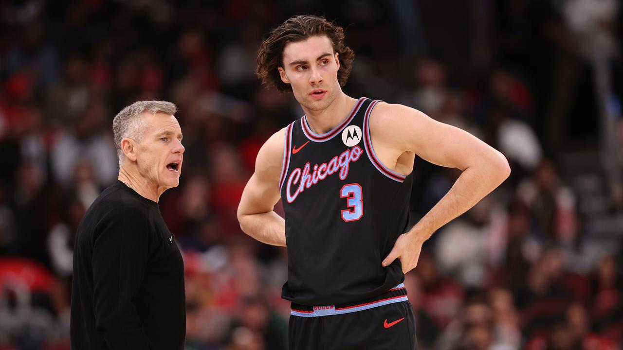 Billy Donovan steps down as Chicago Bulls coach, replacement, Josh Giddey, video